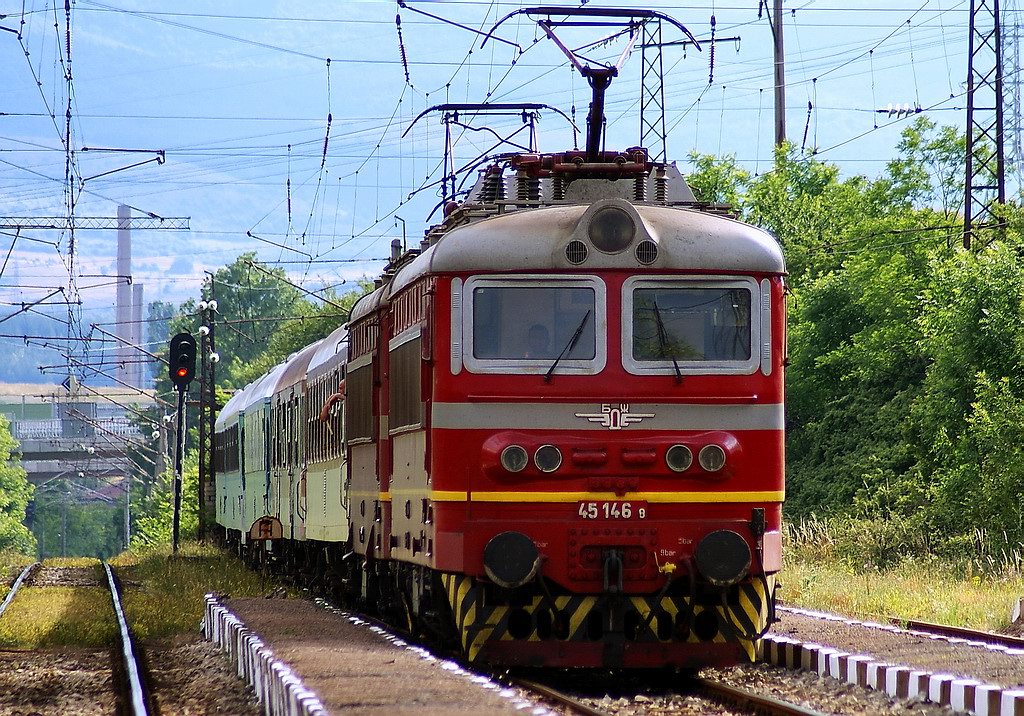 Двойна тяга на БВ 5624