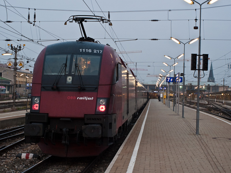 OeBB railjet 