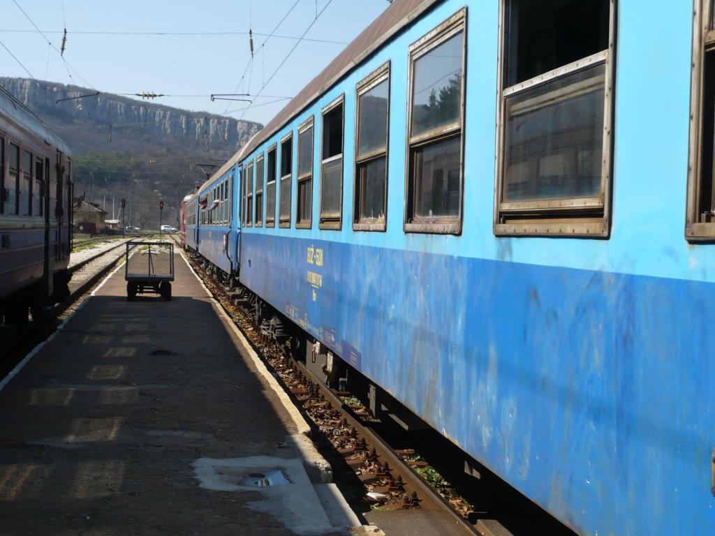 вагони серия 47