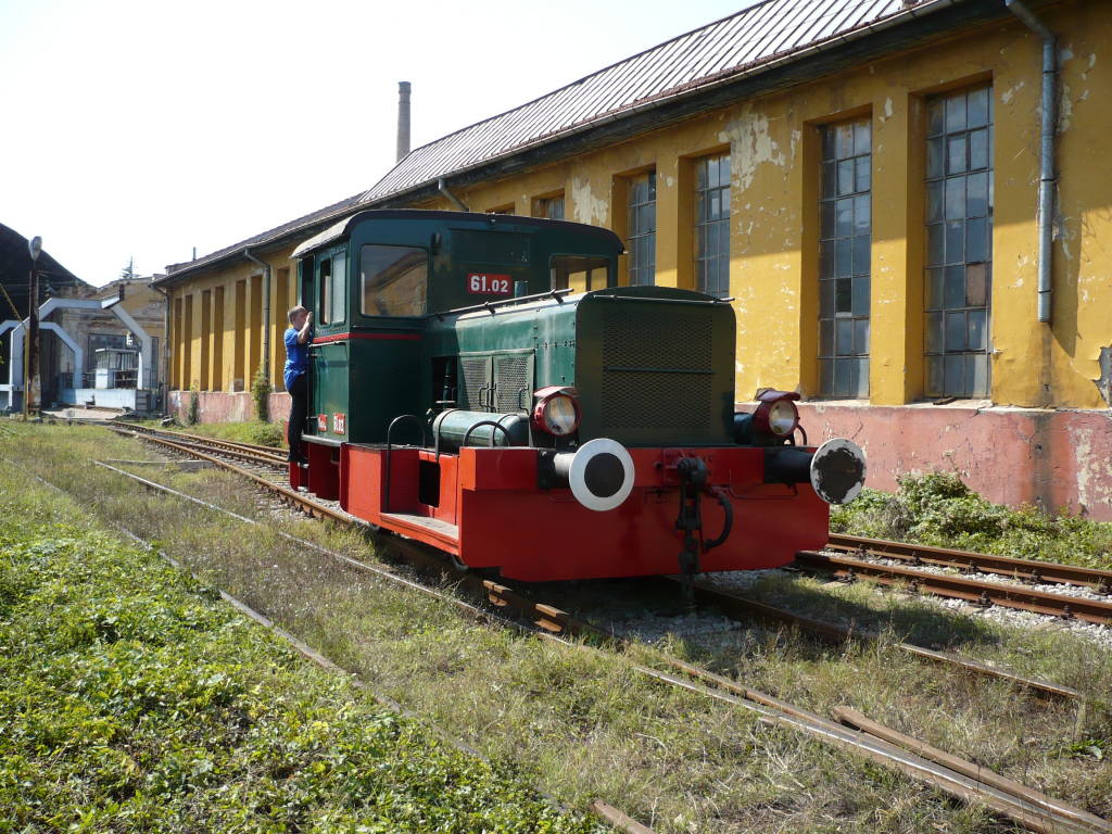 61.02 на открито