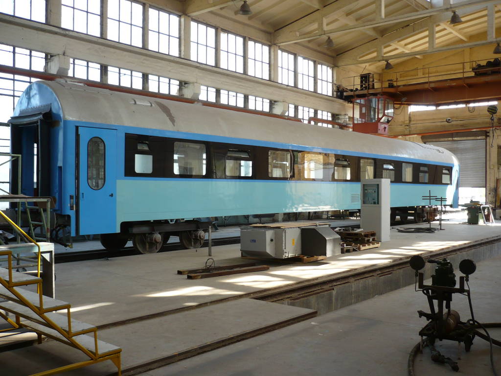 нов вагон серия 63