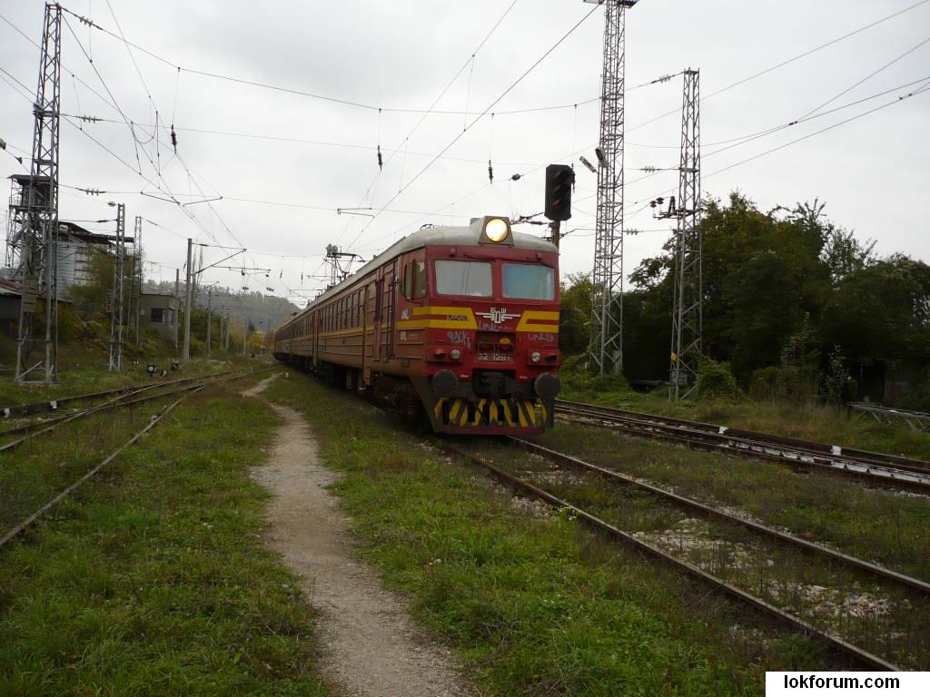 32 127/128