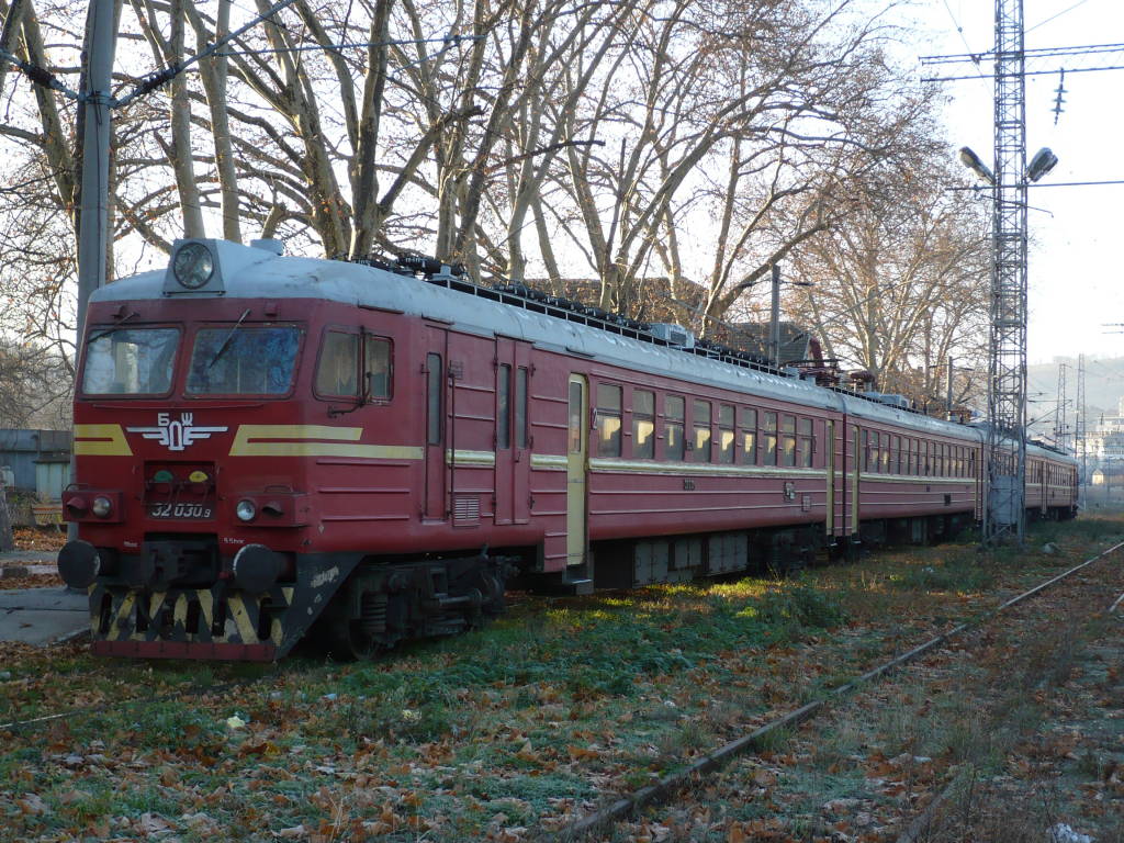32029/30