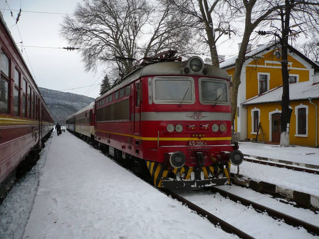 45 204.5 таман вдига пантограф