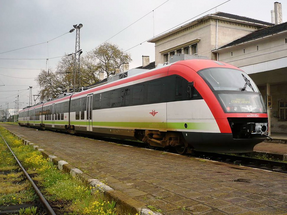 31 009/010 на гара Ямбол