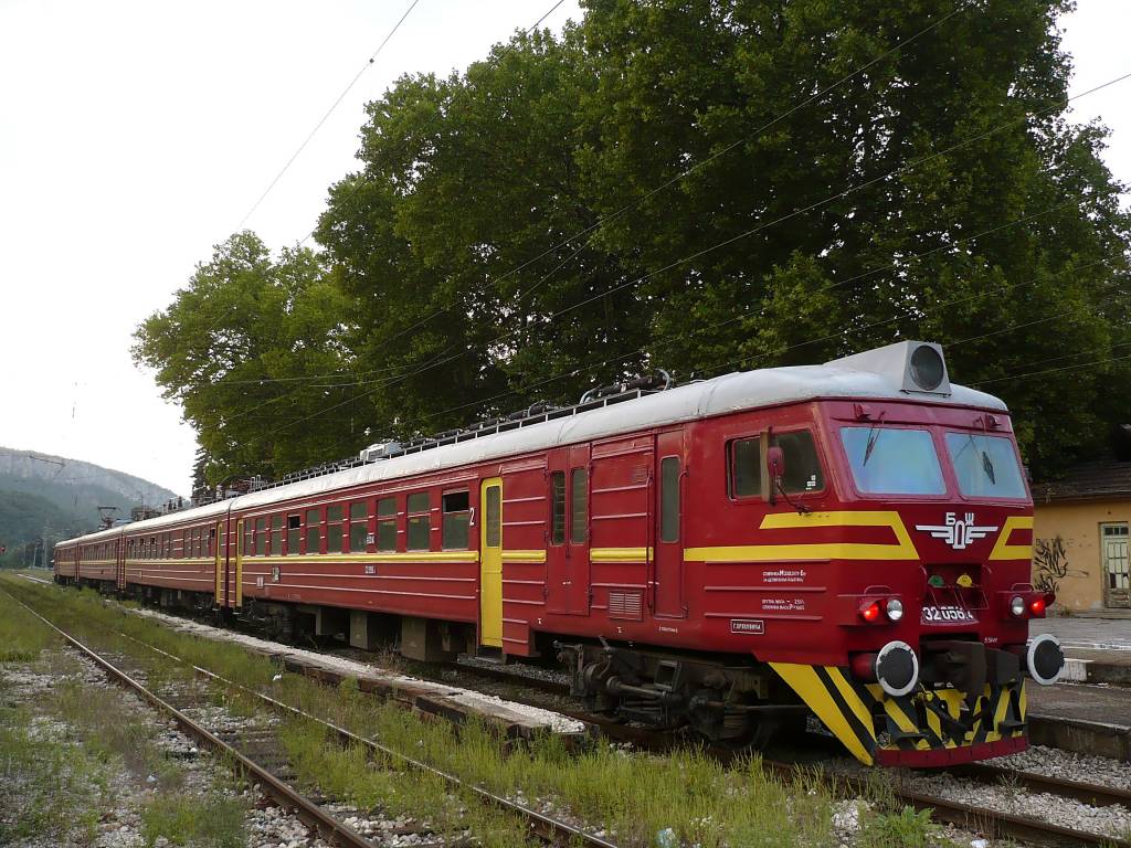 32 055.6/056.4 на Габровските "чуилета"