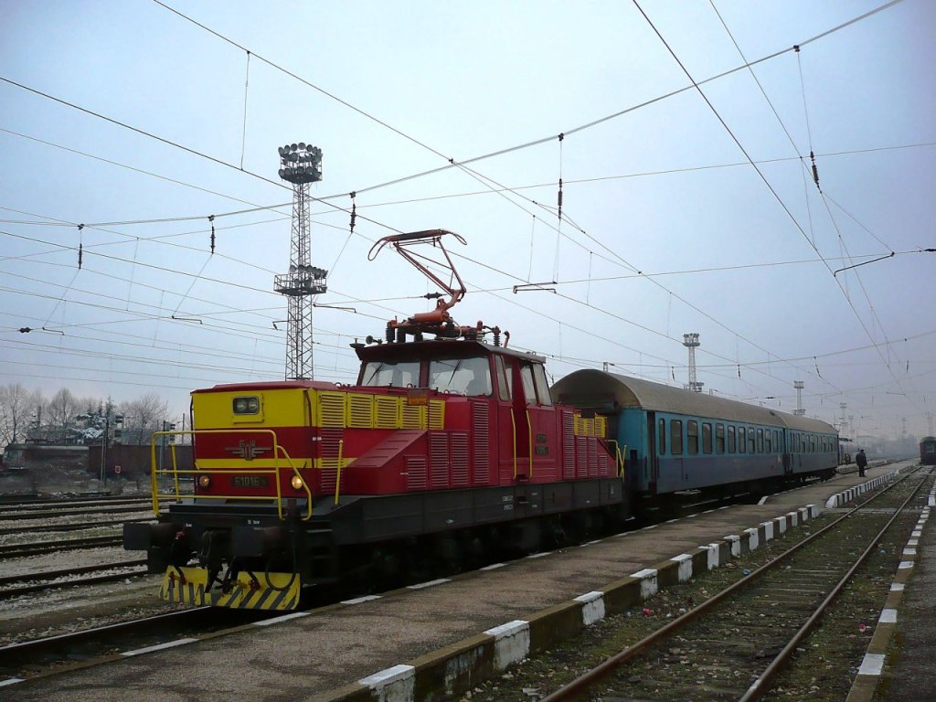 КПВ 30245 начело с 61 016.2