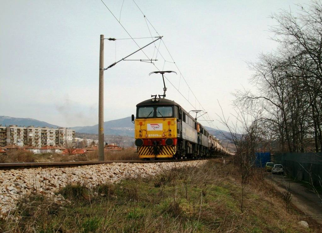 87 019