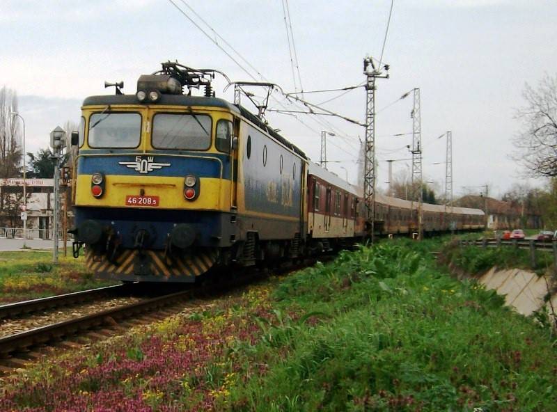 46 208