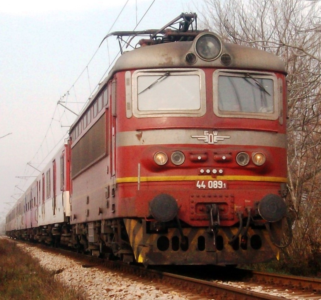 44 089