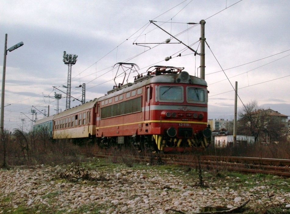 43 519