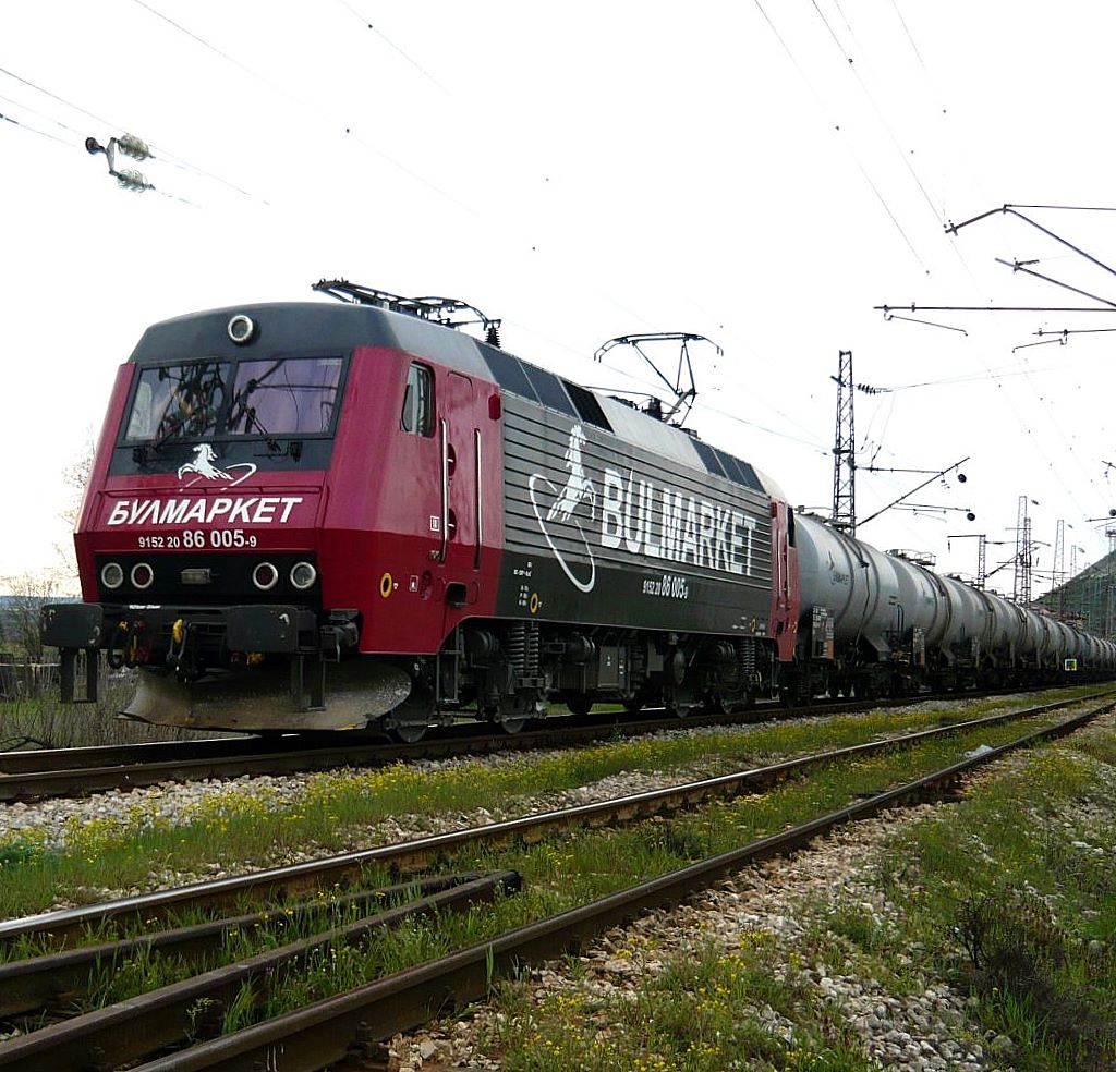86005