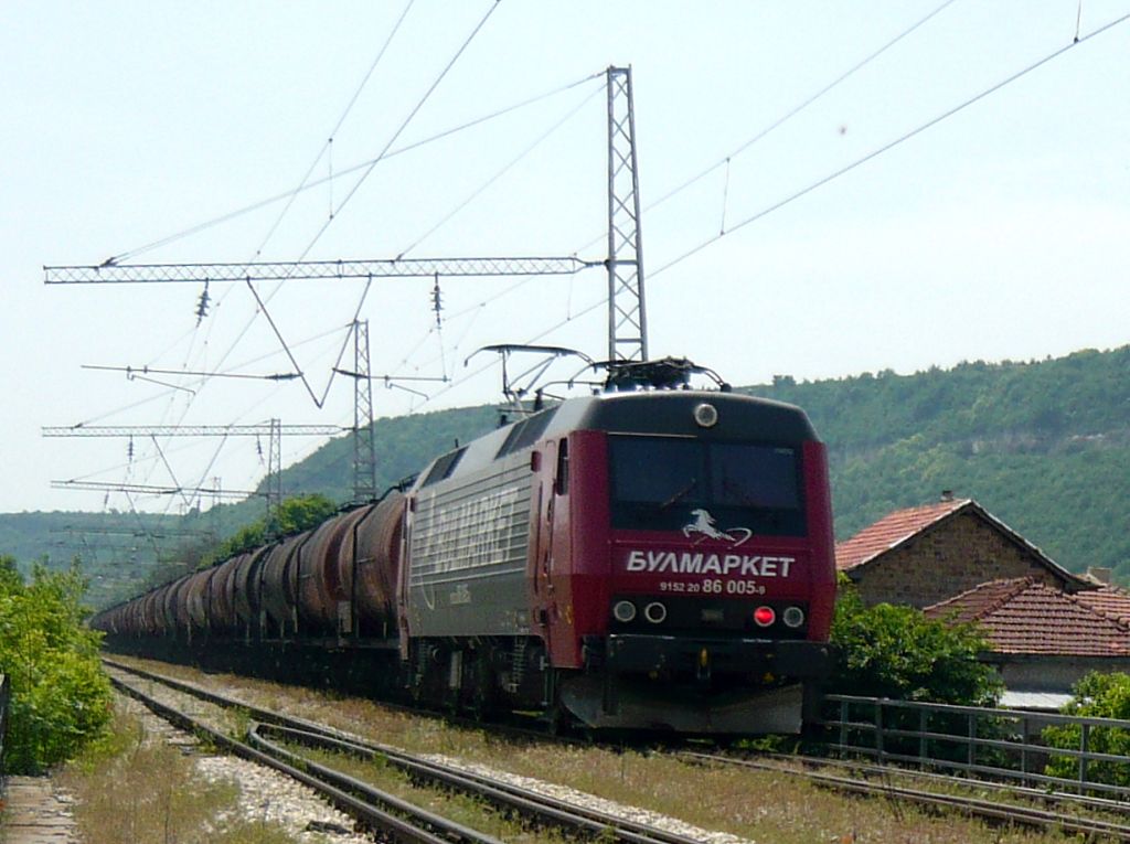 86005