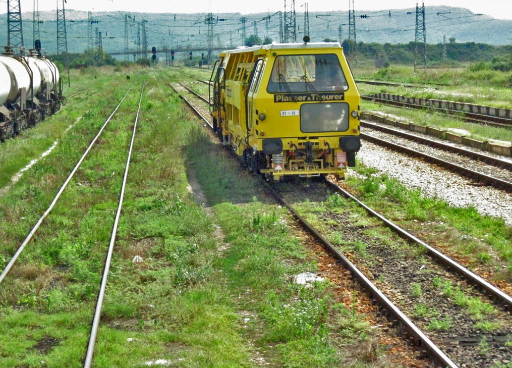 Баласто-подбивна маиина Plasser & Theurer