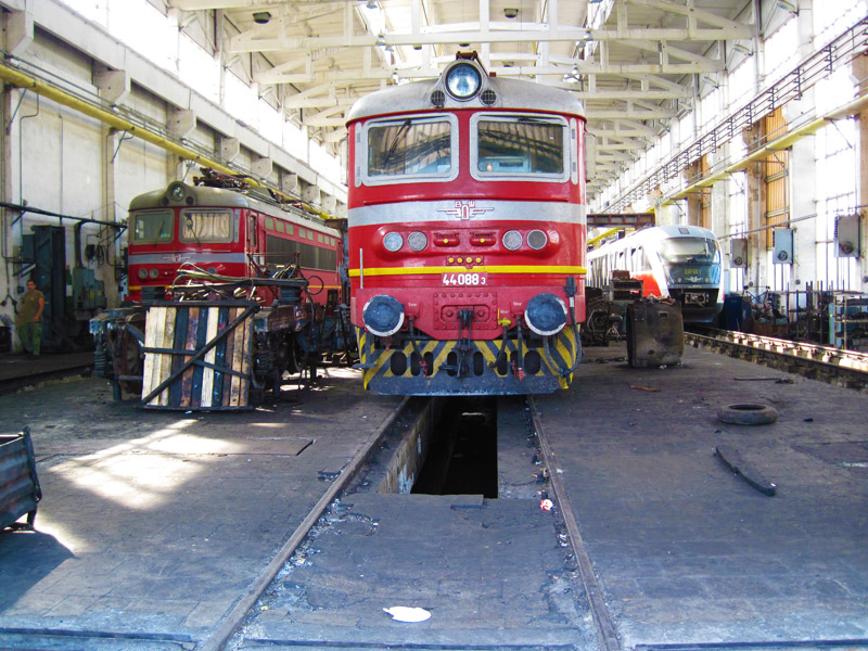 44 088, докато беие лъскава