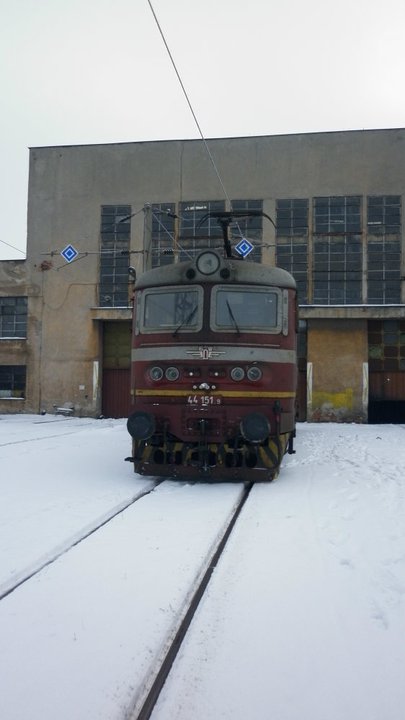 44151