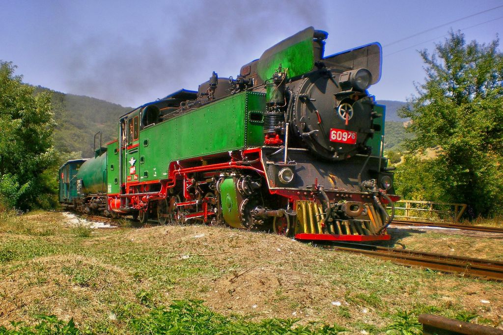 609.76 край Долене
