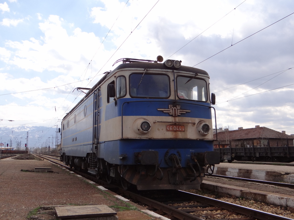 46 044.4 на илиянци