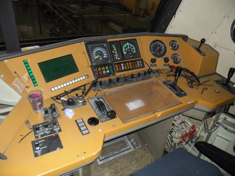 Пулта на EA 3016
