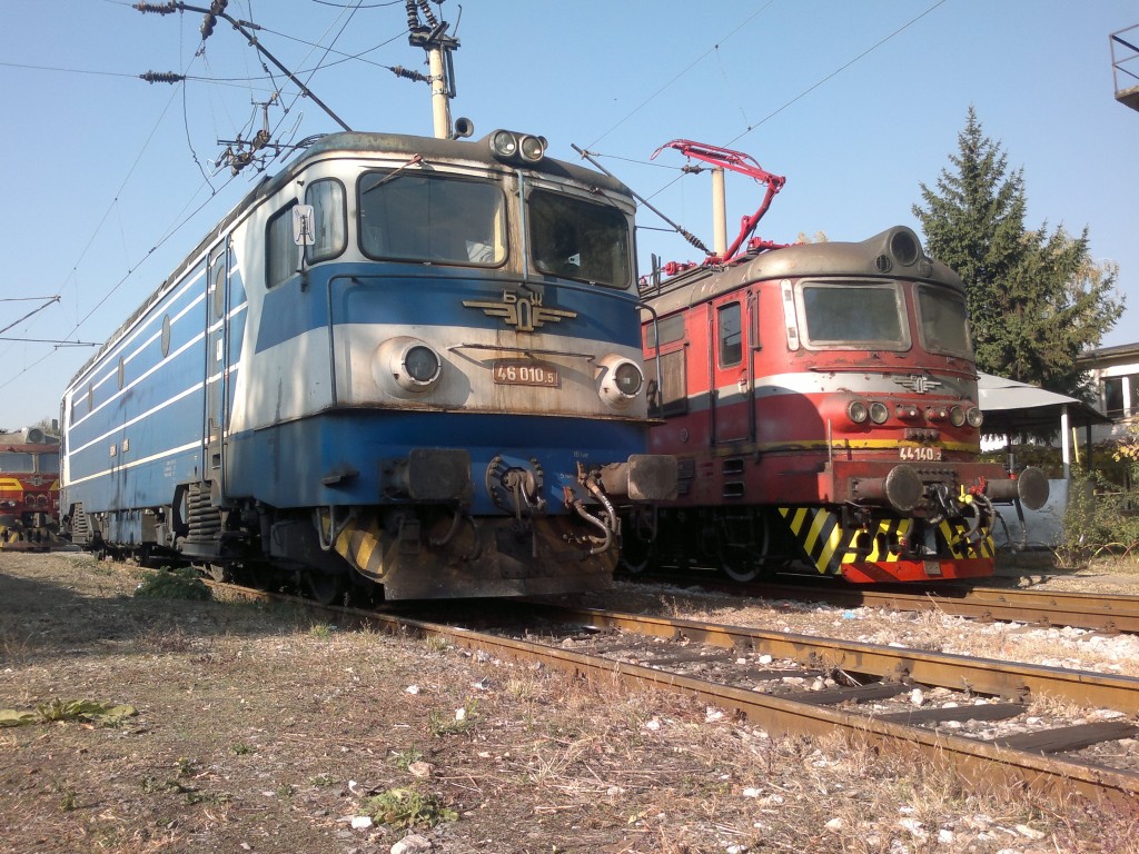 46 010.5 и 44 140.2