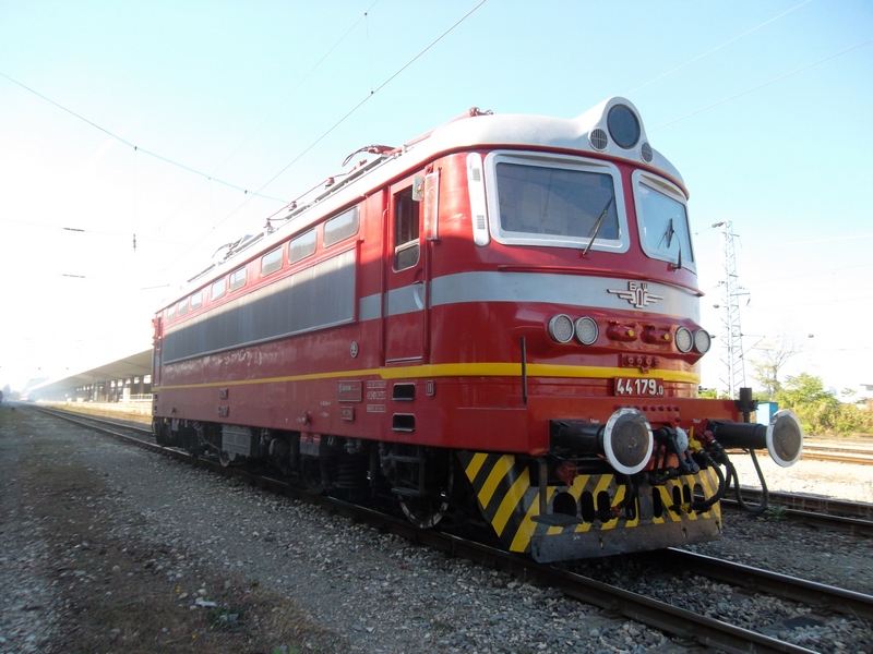 44 179.0 на иарена сянка