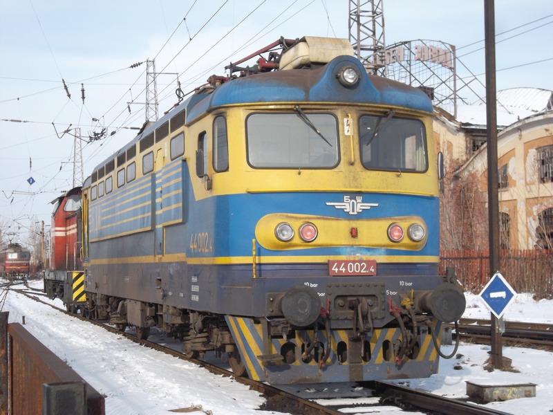 44 002.4 на Централна гара София